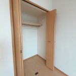 洋間(クローゼット)(内装)