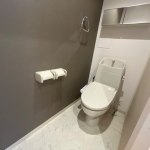 シャワー付トイレ(内装) シャワー付トイレ(内装)