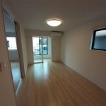 エアコン2台付きです。(内装)