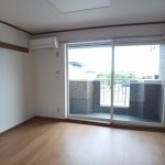 (居間) (居間)