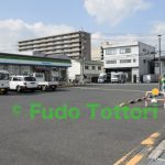 ファミリーマート鳥取行徳店より約73メートル(周辺) ファミリーマート鳥取行徳店より約73メートル(周辺)