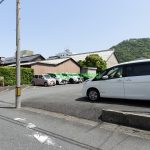 入口前道路