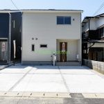 間口8.04メートル奥行約21.95メートルです。(外観)