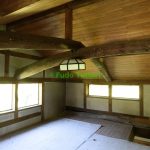 二階、梯子段で上がります(内装)
