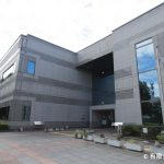 鳥取県立図書館より約859メートルです。(周辺)