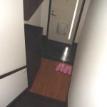 (玄関)