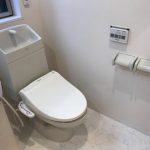 シャワー付きトイレ(内装)