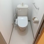 温水洗浄暖房便座(内装)