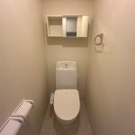 シャワー付トイレ(内装)