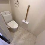 シャワー付トイレ(内装) シャワー付トイレ(内装)